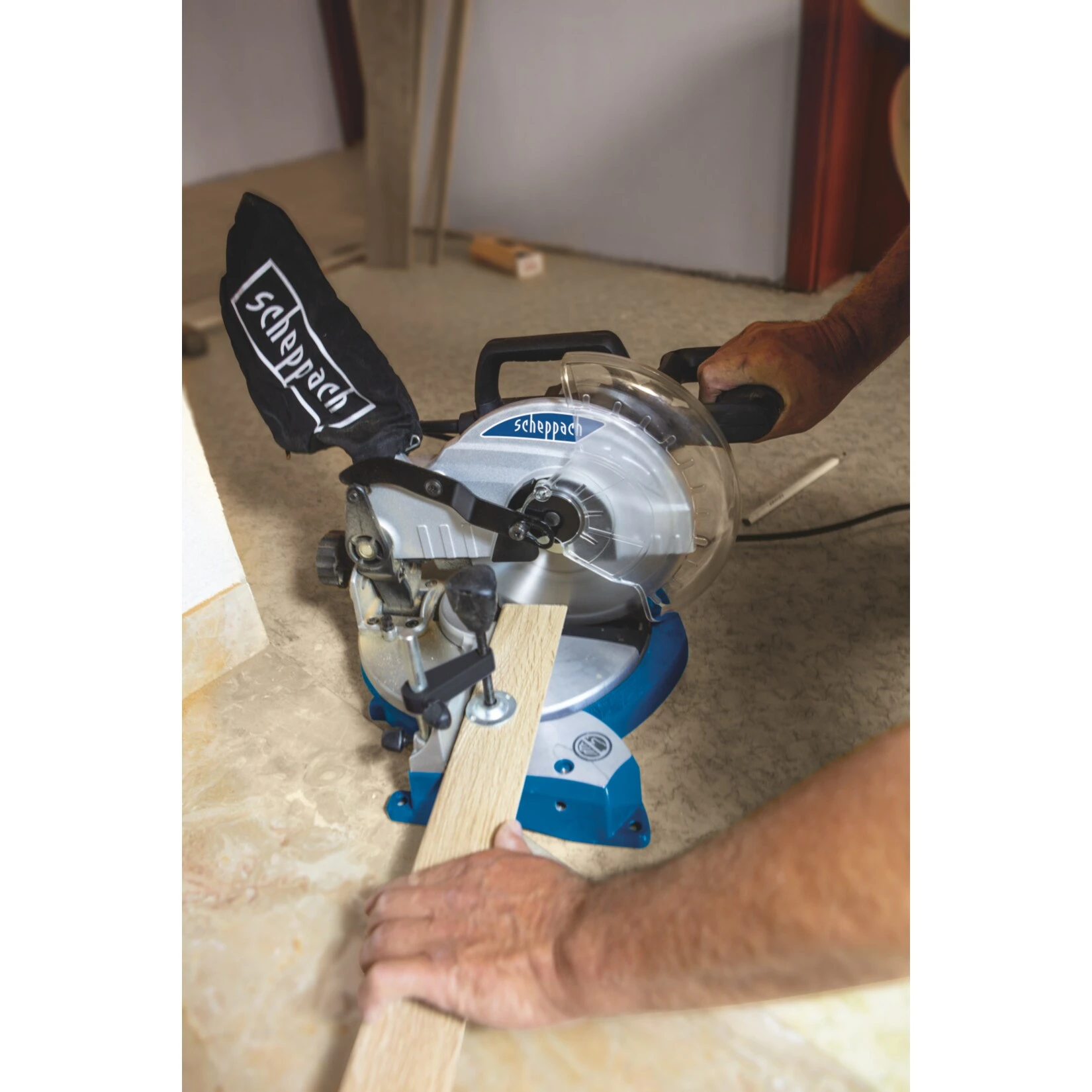Scheppach HM80L Kappsäge 2 Scheppach HM80L Kappsäge – Bild 2
